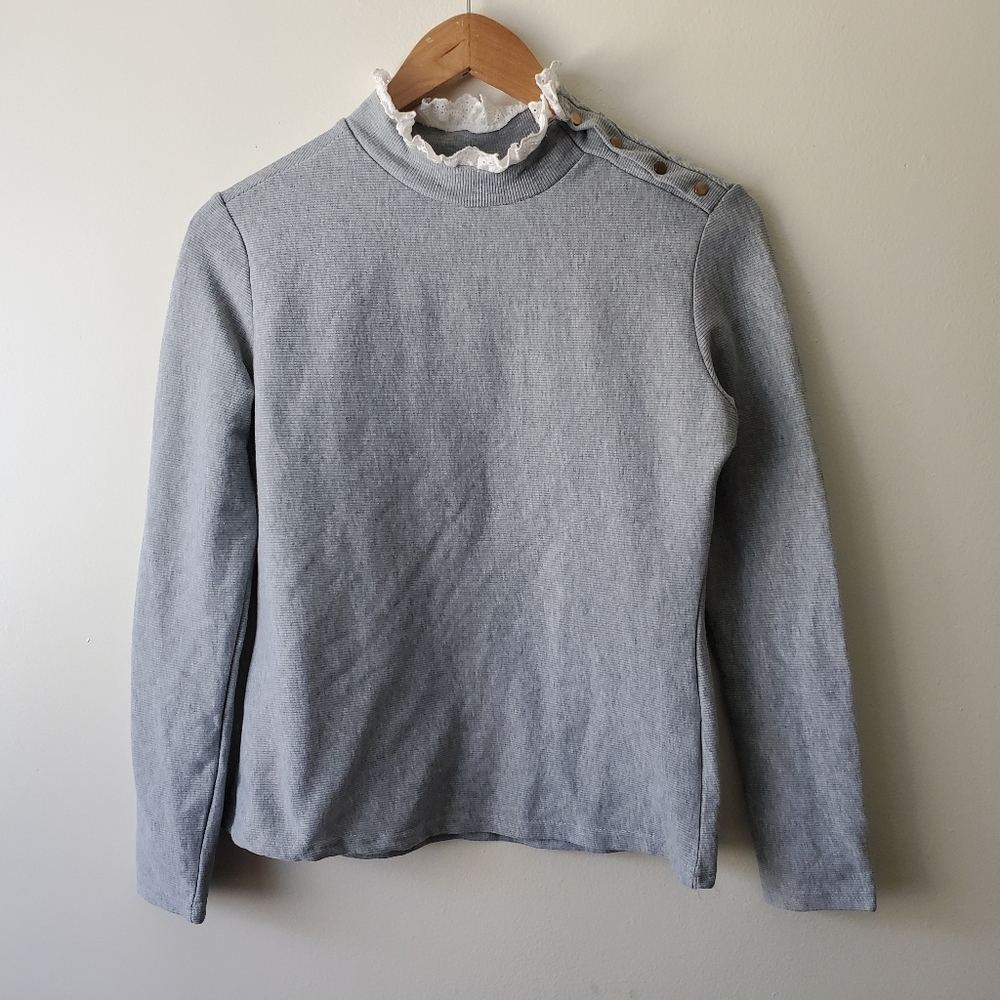 Grey Horizontal Rib Knit L/S Lace Collar Shirt